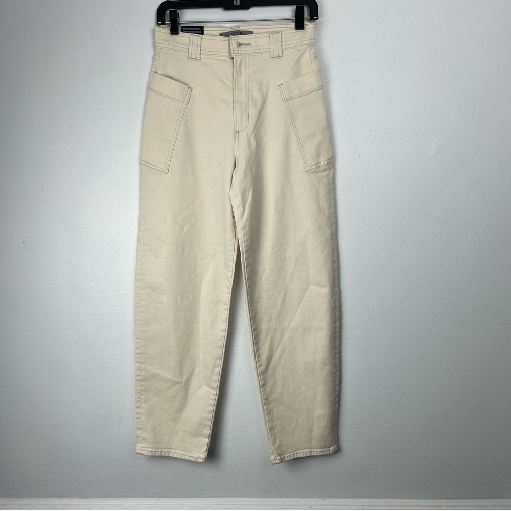 Joe's Barrel Leg Ecru Color Cream Size 27